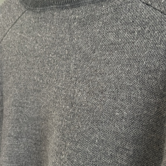 Peter Millar Grey Merino Wool Signature Crewneck Elbow Patch Sweater Large Mens - Picture 5 of 9